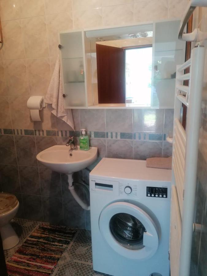 Apartman Juka Krasno Polje Exterior foto