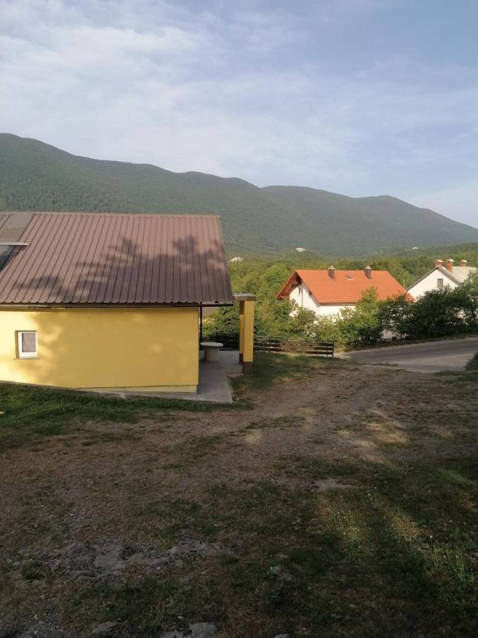 Apartman Juka Krasno Polje Exterior foto